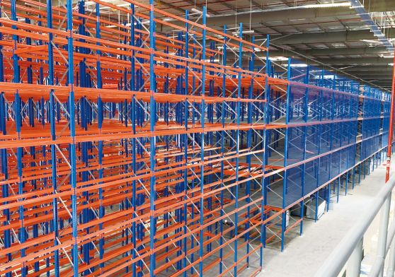 Selective pallet racking system installed by BHD Vietnam