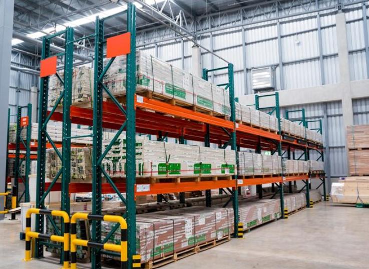 Standard Pallet Racking System in a Modern Warehouse
